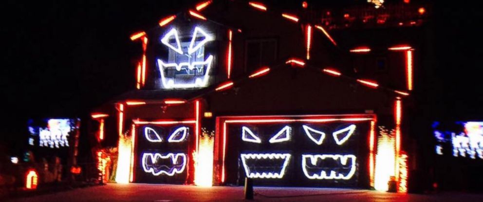 Five Of The Best Halloween Light Shows Posted To YouTube